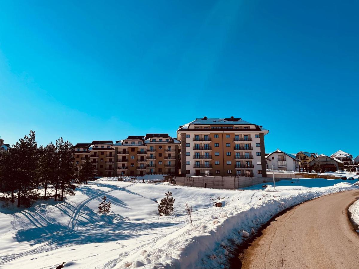 Lux Apartmani Vojinovic ซลาตีบอร์ ภายนอก รูปภาพ