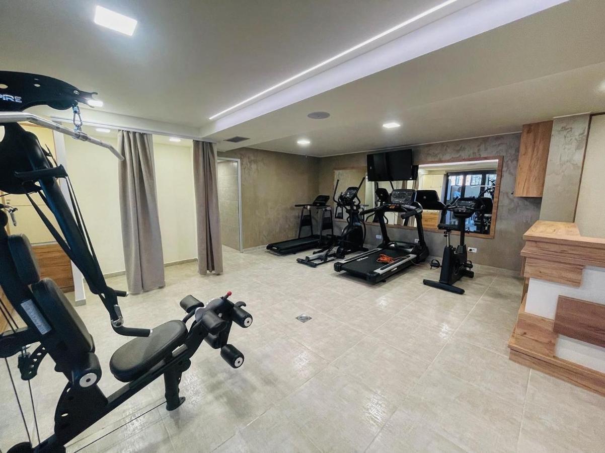 Lux Apartmani Vojinovic ซลาตีบอร์ ภายนอก รูปภาพ